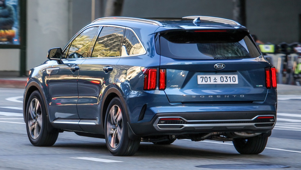 6-kia-sorento-2021-sap-ra-mat-muaxe-net