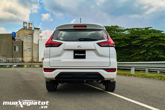duoi-xe-mitsubishi-xpander-mt-2021-muaxe-net