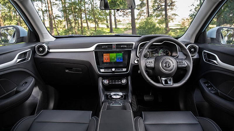 noi-that-mg-zs-ev-2021-muaxe-net