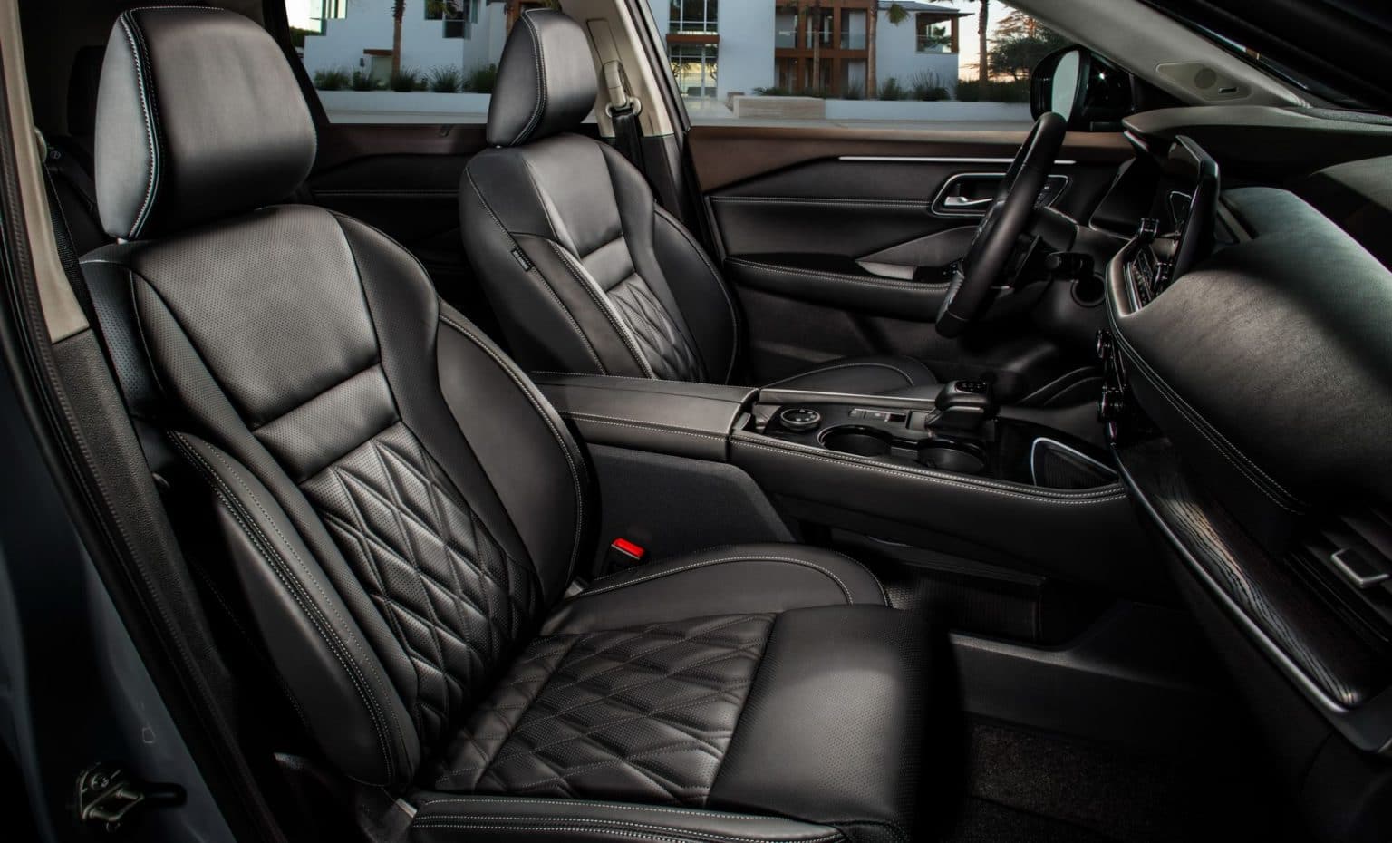 thiet-ke-ghe-ngoi-nissan-x-trail-2021-muaxe-net-1536x930