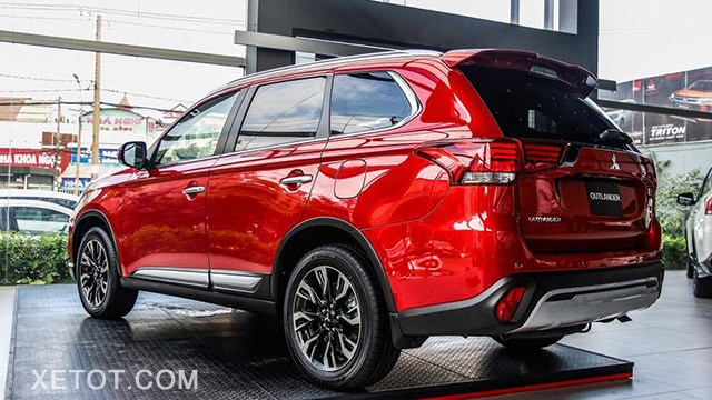 than-xe-mitsubishi-outlander-2021-2-0-cvt-premium-mau-do-muaxe-net