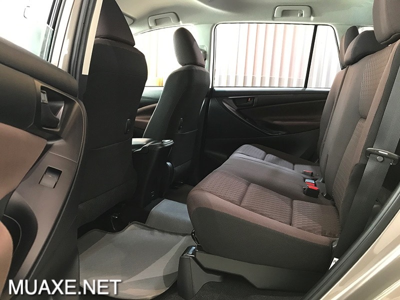 ghe-sau-xe-toyota-innova-20e-mt-2021-muaxe-net.jpg