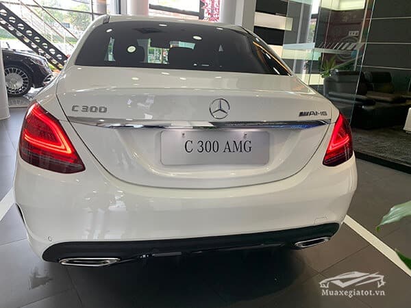 duoi-xe-mercedes-c300-amg-2021-xetot-com-19