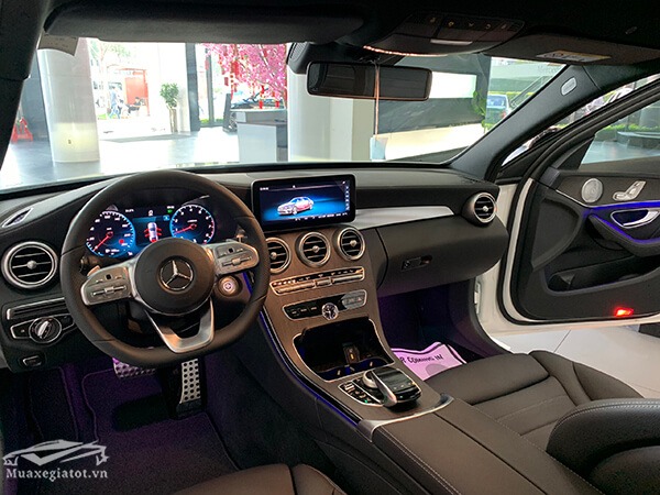 noi-that-xe-mercedes-c300-amg-2021-xetot-com-12