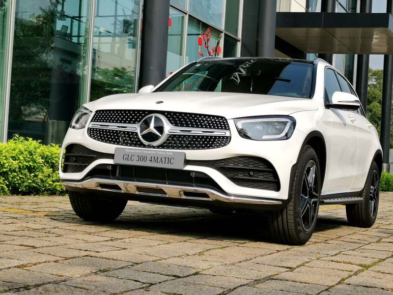 gia xe mercedes glc 2023 giaxehoi vn 6 800x600 1 - Gi&aacute; xe Mercedes GLC 2025: gi&aacute; lăn b&aacute;nh & mua xe trả g&oacute;p