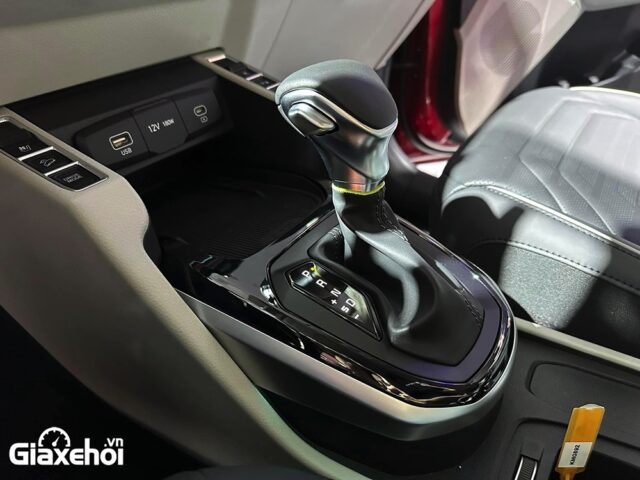 KIA Carens 2025 có động cơ mạnh mẽ. Kia Carens