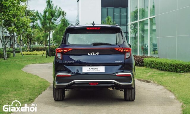 KIA Carens 2025 có đuôi xe khá thu hút. Kia Carens